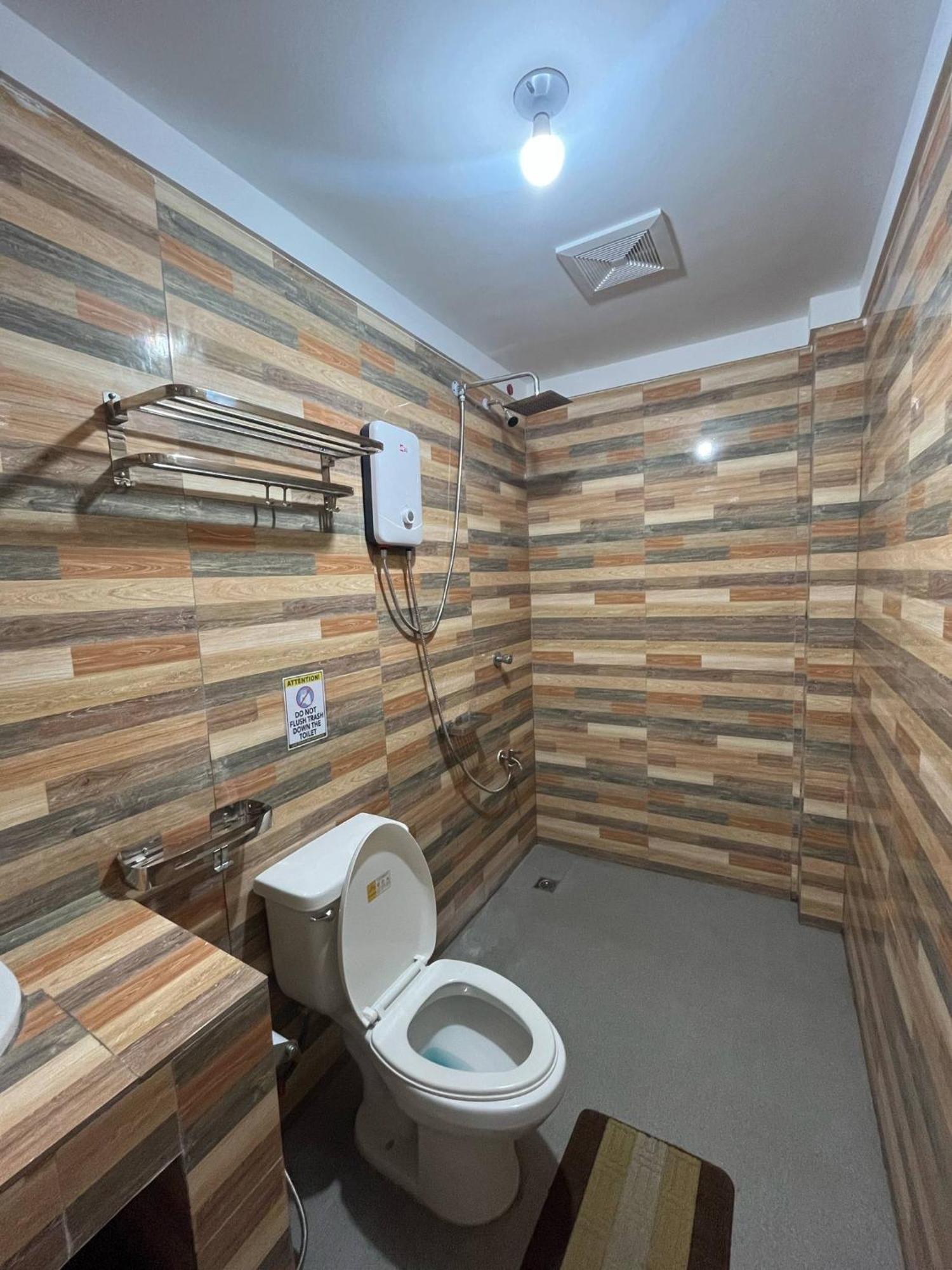 Carandang Tourist Inn إل نيدو المظهر الخارجي الصورة